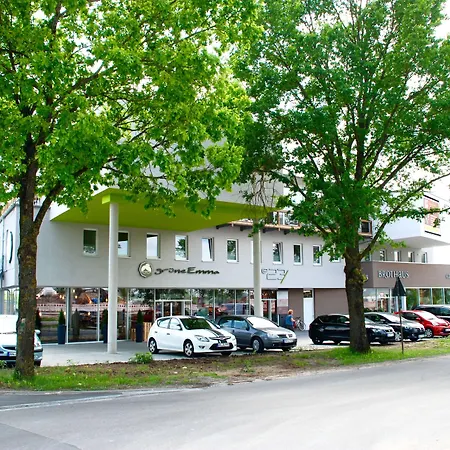 Hotel Schlafzimmer - Self Check-in 3*